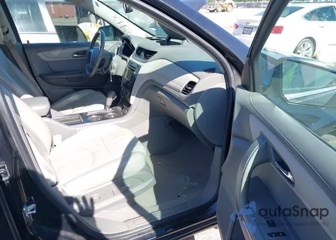 2015 Chevrolet Traverse 2Lt из США, поврежденный, VIN 1GNKRHKD9FJ322885